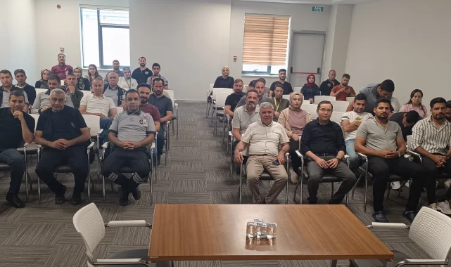 Ceylanpınar Devlet Hastanesi'nde Kadın-Erkek Fırsat Eşitliği Eğitimi Verildi