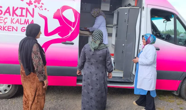 Ceylanpınar'da Kanser Tarama Etkinliği: Rahim Ağzı ve Kolon Kanseri Bilgilendirmesi Yapıldı