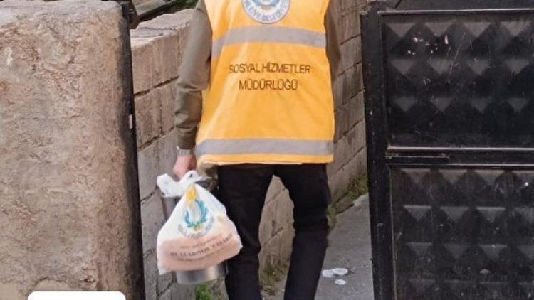 Haliliye'de Aşevi Hizmetiyle Her Gün 5 Bin Vatandaşa Sıcak Yemek Ulaştırılıyor