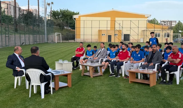 Karaköprü Belediye Başkanı Nihat Çiftçi'den Genç Sporculara Motivasyon