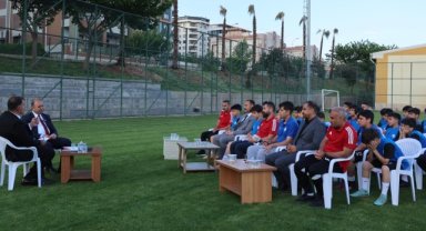 Karaköprü Belediye Başkanı Nihat Çiftçi'den Genç Sporculara Söyleşi