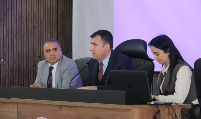Karaköprü'de Muhtarlara Tütün Bağımlılığıyla Mücadele Eğitimi Verildi