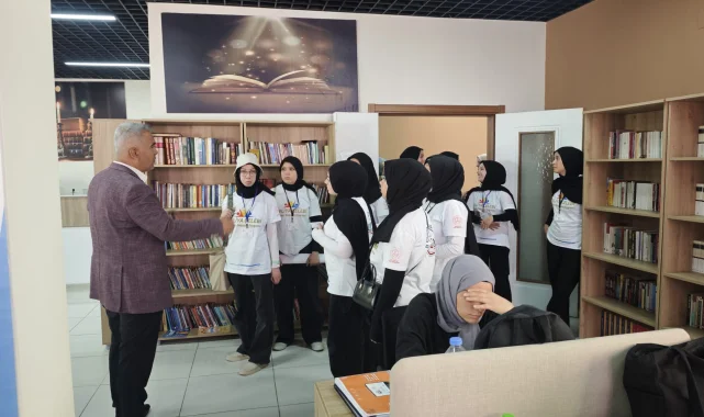 Konya'dan Gelen Öğrenciler Ceylanpınar Belediyesini Ziyaret Etti