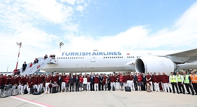 A Milli Futbol Takımı ABD'ye uğurlandı!