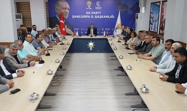 AK Parti Şanlıurfa İl Başkanlığında kritik toplantı! Neler konuşuldu?