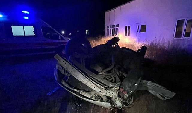 Akçakale yolunda kaza: Araç takla attı, sürücü yaralandı