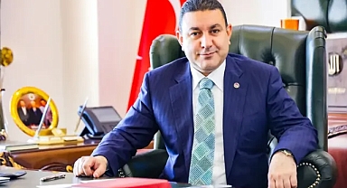 Başkan Özyavuz: “Baba, Toplumun Mihenk Taşıdır”