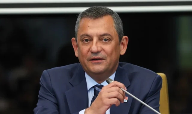 CHP'de gözler salı gününde: Özel kürsüye çıkıyor