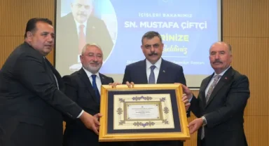 Çorum'dan İçişleri Bakanı Çiftçi'ye Fahri Hemşerilik Beratı takdim edildi