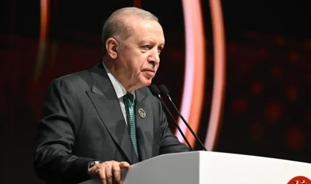 Cumhurbaşkanı Erdoğan: Kahraman babalarımızın Babalar Günü'nü tebrik ediyorum