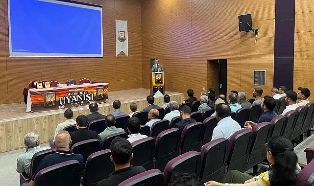 Ekrem Arpak 28. Kitabı olan