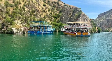 Halfeti’de korku dolu anlar: 45 yolcu kurtarıldı