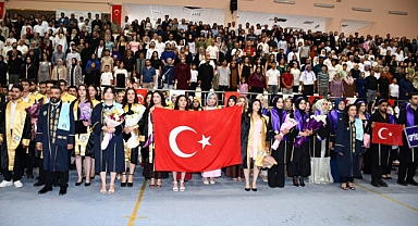 Harran Üniversitesi SHMYO’da Festival Havasında Mezuniyet Coşkusu