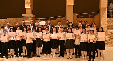 Ruha İlkokulu Öğrencilerinden İngilizce Şanlıurfa Tanıtımı Büyük Beğeni Topladı