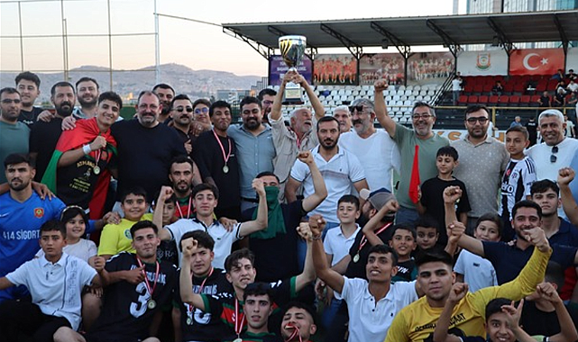 Şampiyon Sırrınspor 1. Amatör Lige Yükseldi