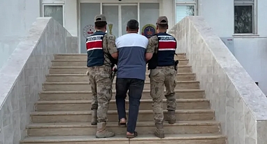 Şanlıurfa'da firari uyuşturucu hükümlüsü jandarmadan kaçamadı