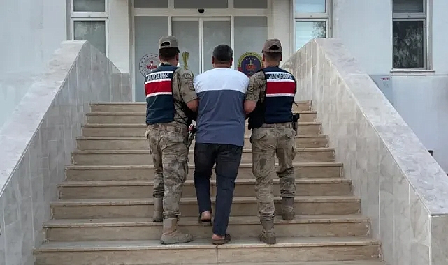 Şanlıurfa'da firari uyuşturucu hükümlüsü jandarmadan kaçamadı