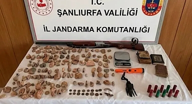 Şanlıurfa tarihi eser operasyonu: 140 parça obje ele geçirildi