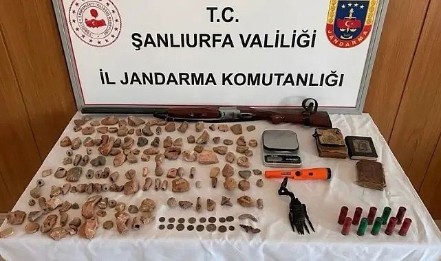 Şanlıurfa tarihi eser operasyonu: 140 parça obje ele geçirildi