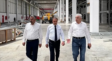Vali Şıldak Urfalı milyarderi ziyaret etti!