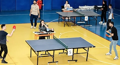 Viranşehir'de Masa Tenisi Heyecanı Başladı: 192 Sporcu Raket Sallıyor