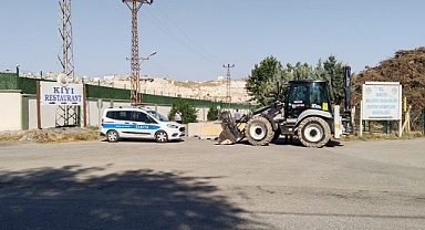 Birecik’te Kıyı Restoran’da Gergin Anlar: Yıkım Kararına Tepki Gösterdi