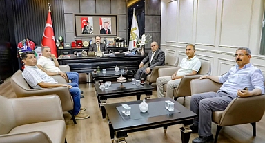 Eş Başkan Serhat Dicle İnan, Muhtarlarla İstişarelerini Sürdürüyor