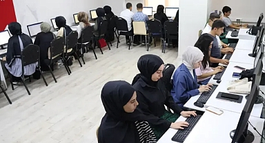 Haliliye Belediyesi gençlerin eğitimine destek olmayı sürdürüyor