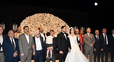 İş ve Siyaset Dünyasını Buluşturan Düğün