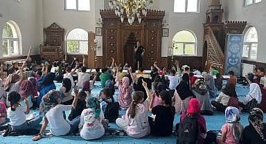 Kars'ta yaz Kur'an kursu öğrencilerine temel trafik eğitimi verildi