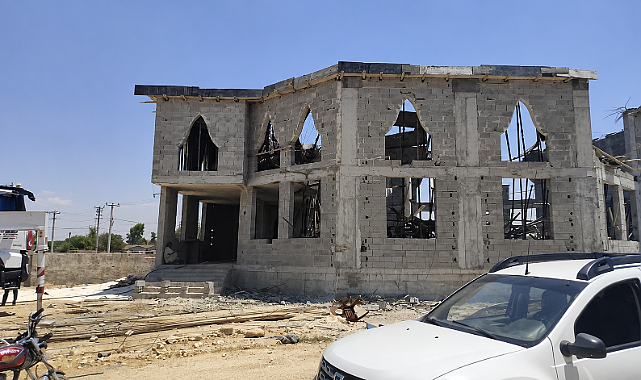 Şanlıurfa'da cami inşaatında göçük: 3 işçi yaralandı