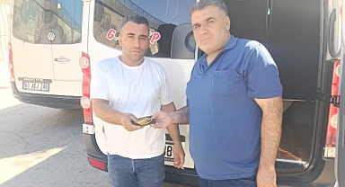Suruç’ta Örnek Davranış: 800 Bin Tl Değerindeki Altınları Sahibine Teslim Etti