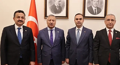 Talepler iletildi! Şanlıurfa’nın 3 milletvekili Bakan Kacır ile görüştü!