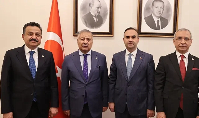 Talepler iletildi! Şanlıurfa’nın 3 milletvekili Bakan Kacır ile görüştü!